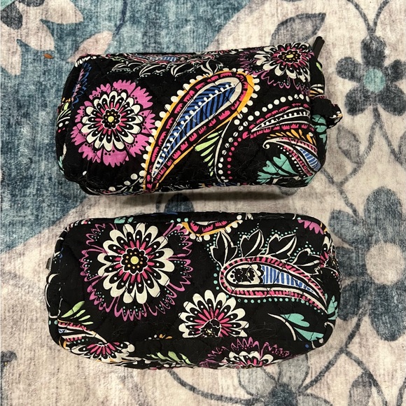 Vera Bradley Set of 2 Bandana Swirl Cosmetic Bags
EUC - Picture 3 of 15